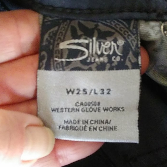NWT SILVER SUKI JEANS JEANS. FADED BLACK. SZ 25X32 - Picture 7 of 11
